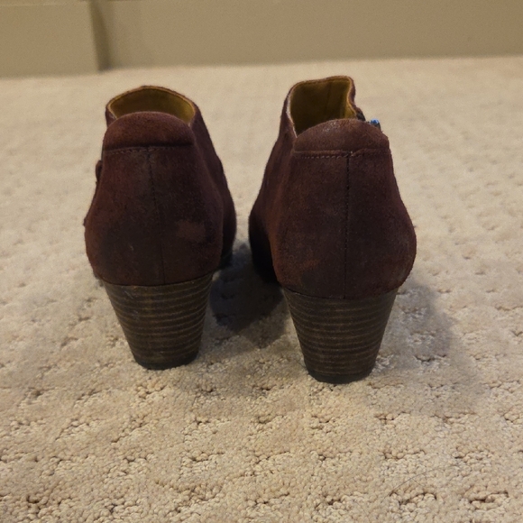 Franco Sarto Brown Ankle Boots with Side Zipper - Picture 4 of 7